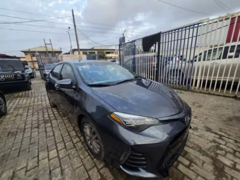 TOYOTA Corolla   - 2014