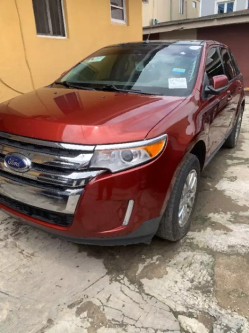 Ford Edge   - 2015