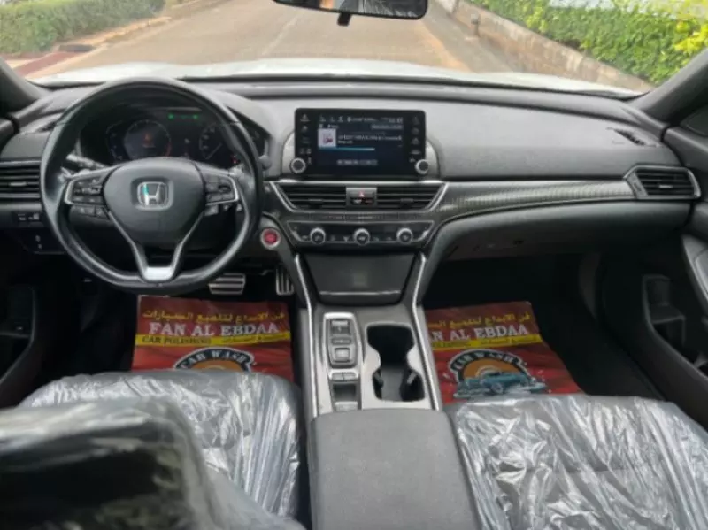 Honda Accord   - 2021