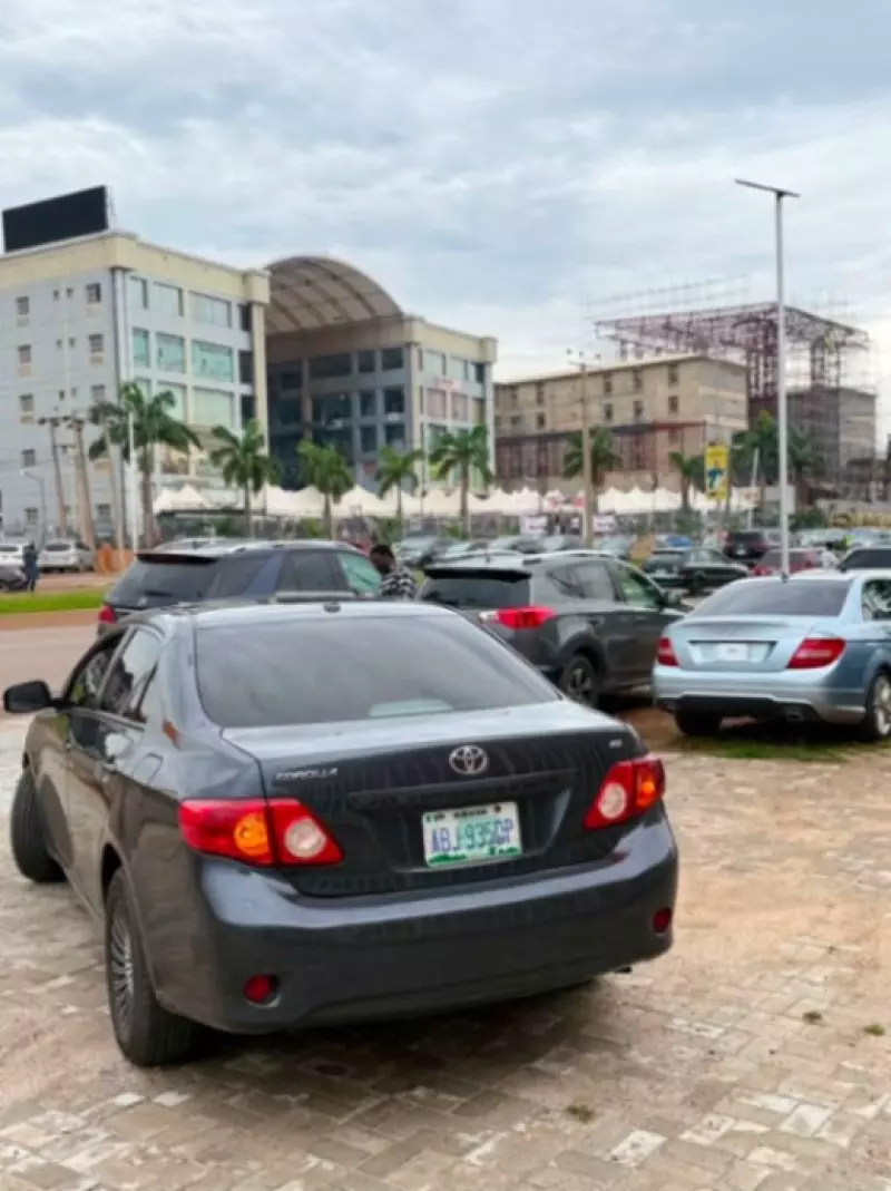 TOYOTA Corolla   - 2010