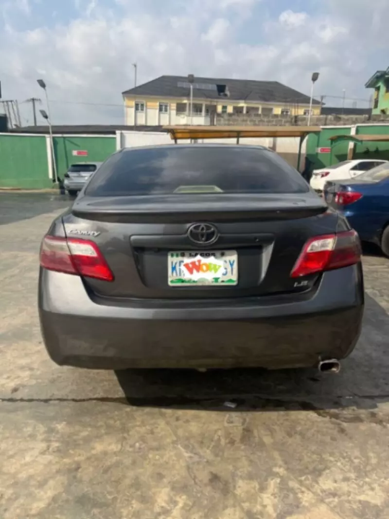 TOYOTA Camry - 2008