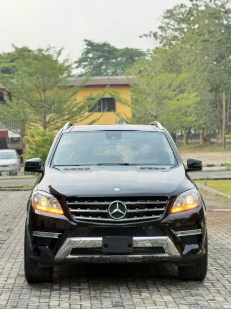 Mercedes-Benz ML-Class   - 2012