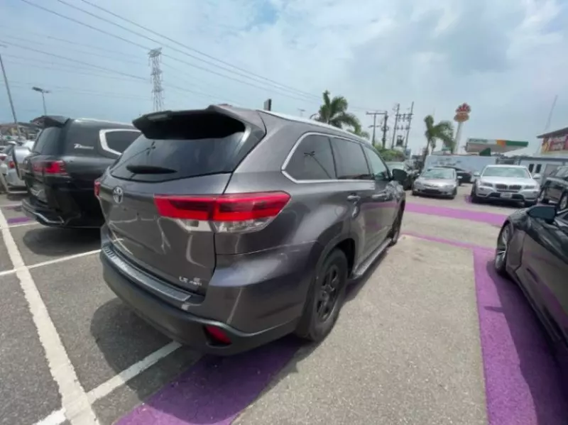 TOYOTA Highlander   - 2015