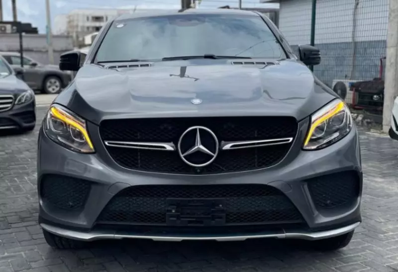 Mercedes-Benz GLE 43 AMG - 2017