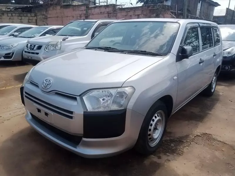 Toyota Succeed    - 2016