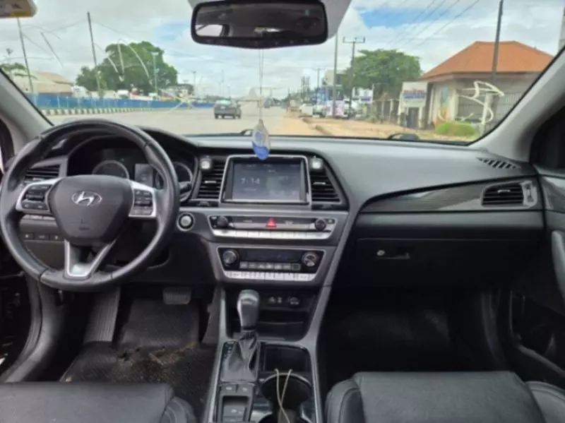 Hyundai Sonata   - 2018