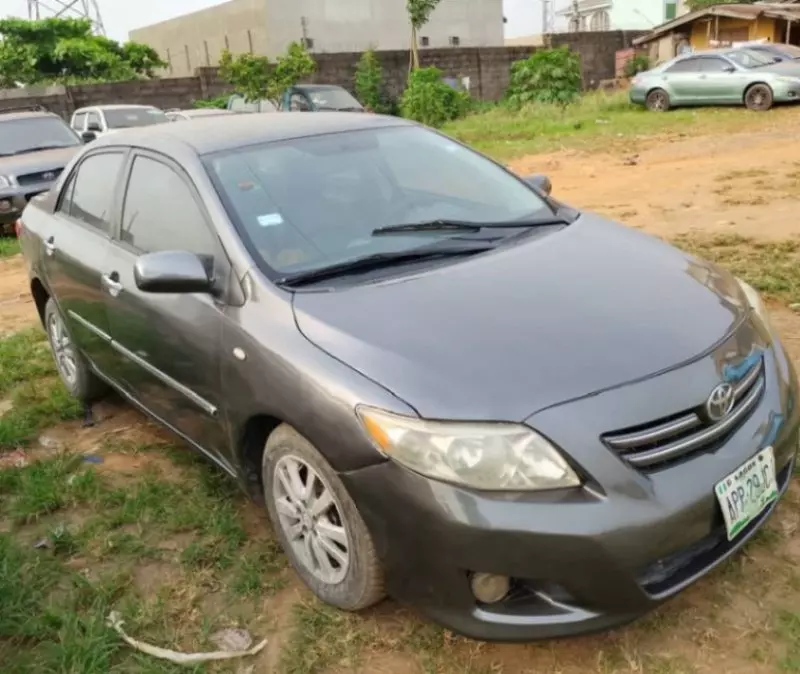 Toyota Corolla - 2009