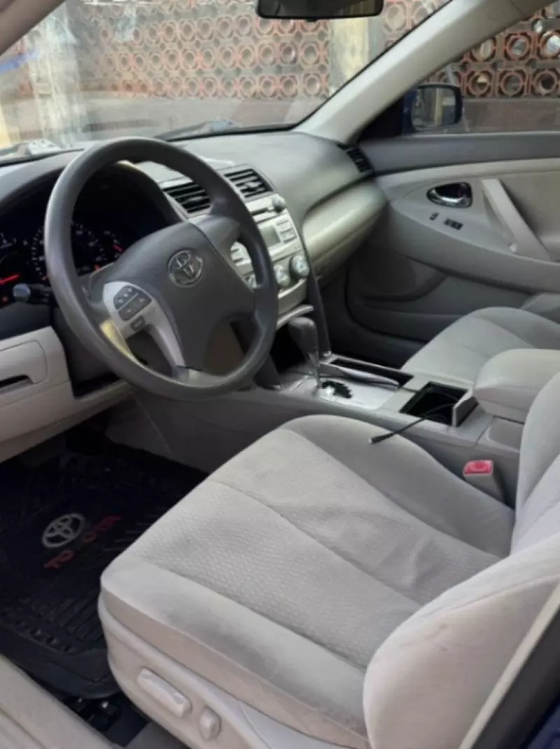 TOYOTA Camry   - 2011
