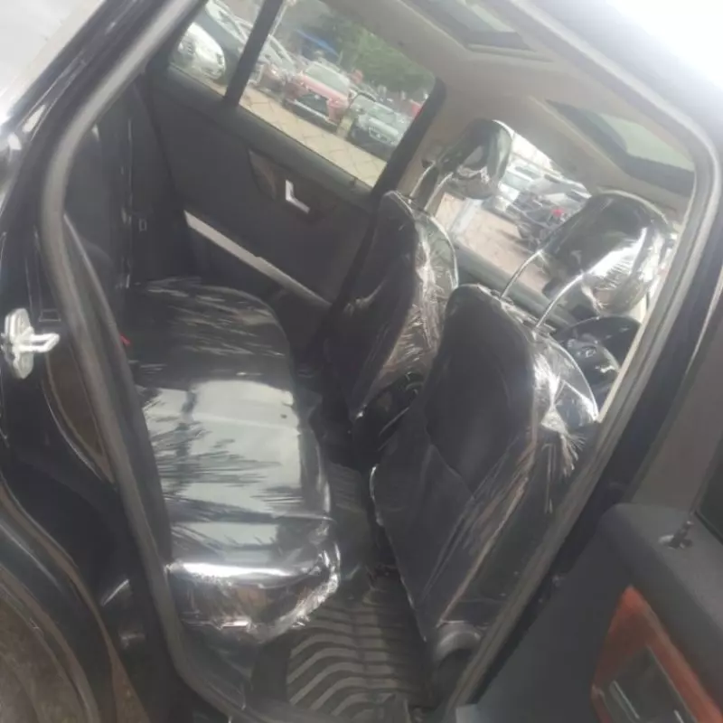 Mercedes-Benz GLK 350   - 2012