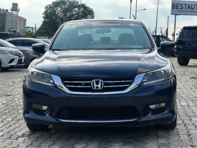 Honda Accord   - 2015