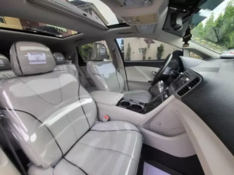 Toyota Venza   - 2013