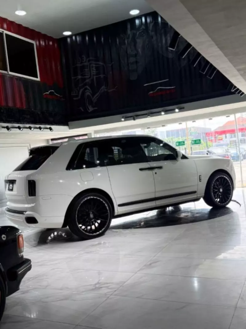 Rolls-Royce Cullinan - 2019