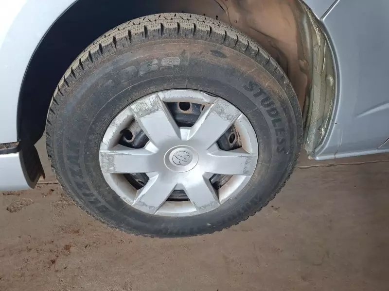 Toyota Hiace   - 2012