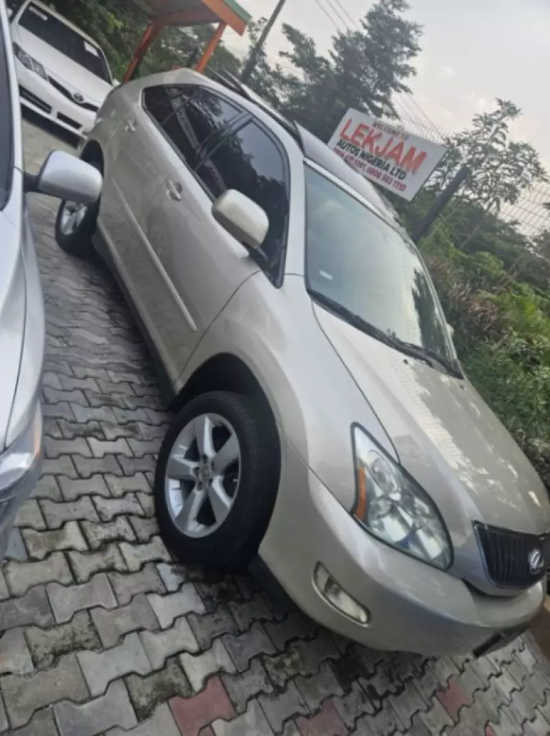 Lexus RX 330   - 2005