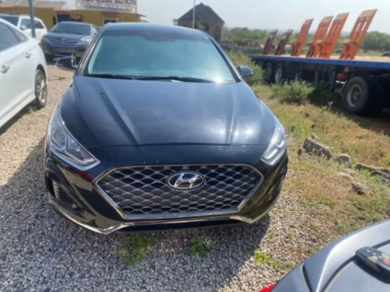 Hyundai Sonata   - 2019