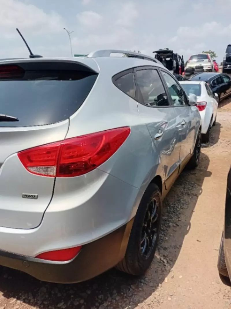 Hyundai Tucson   - 2021