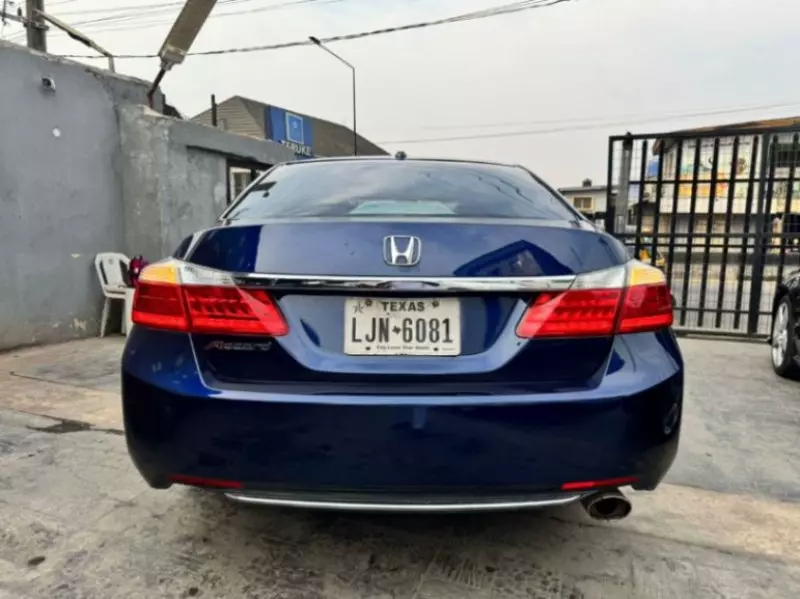 Honda Accord   - 2013
