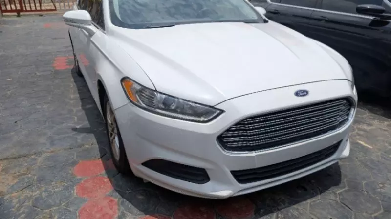 Ford Fusion - 2014
