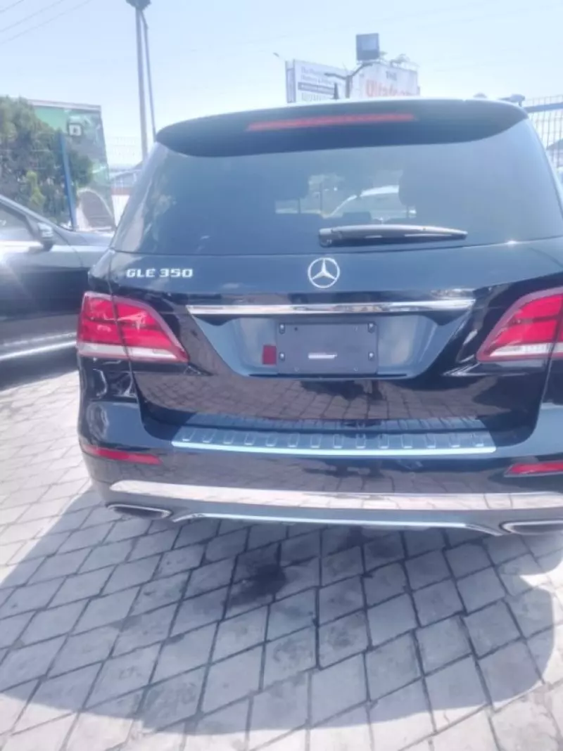 Mercedes-Benz GLE 350 - 2016