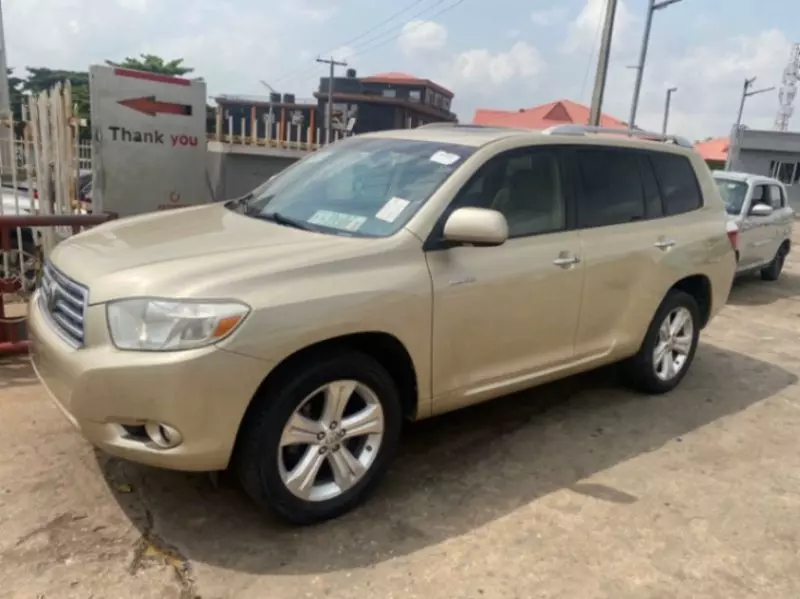 Toyota Highlander   - 2008