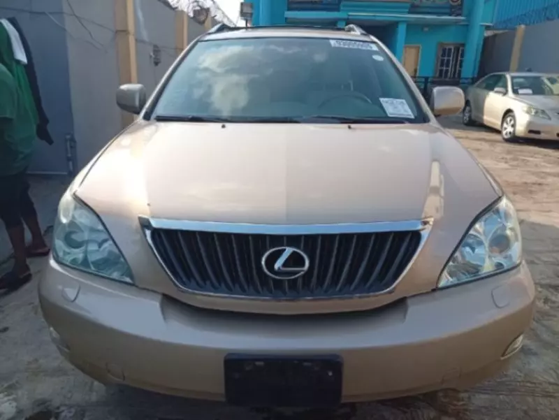 Lexus RX   - 2009