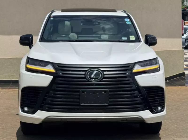 Lexus LX 600   - 2022