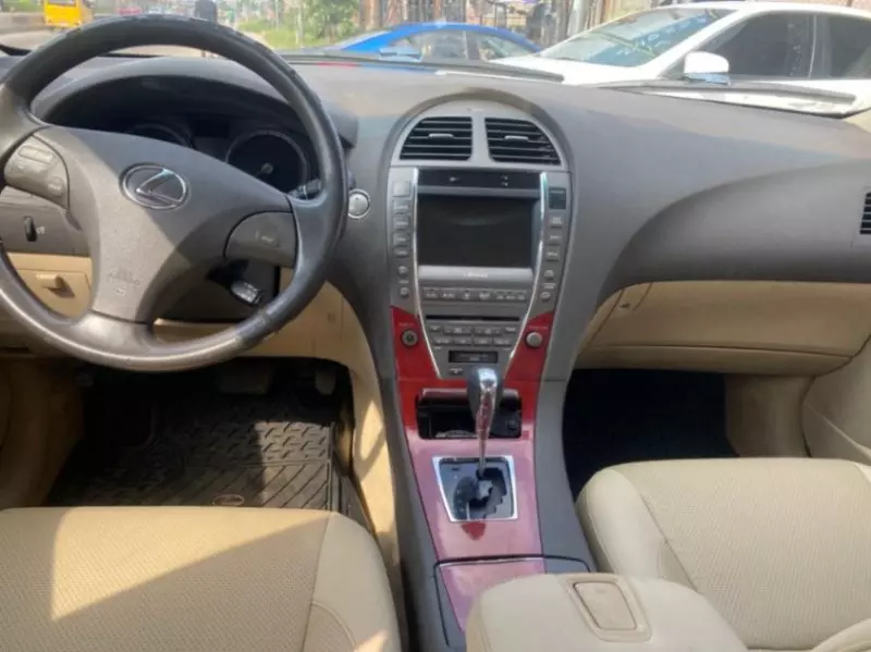 Lexus ES 350   - 2009