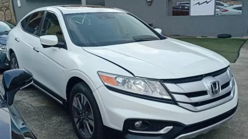 Honda Crosstour   - 2014