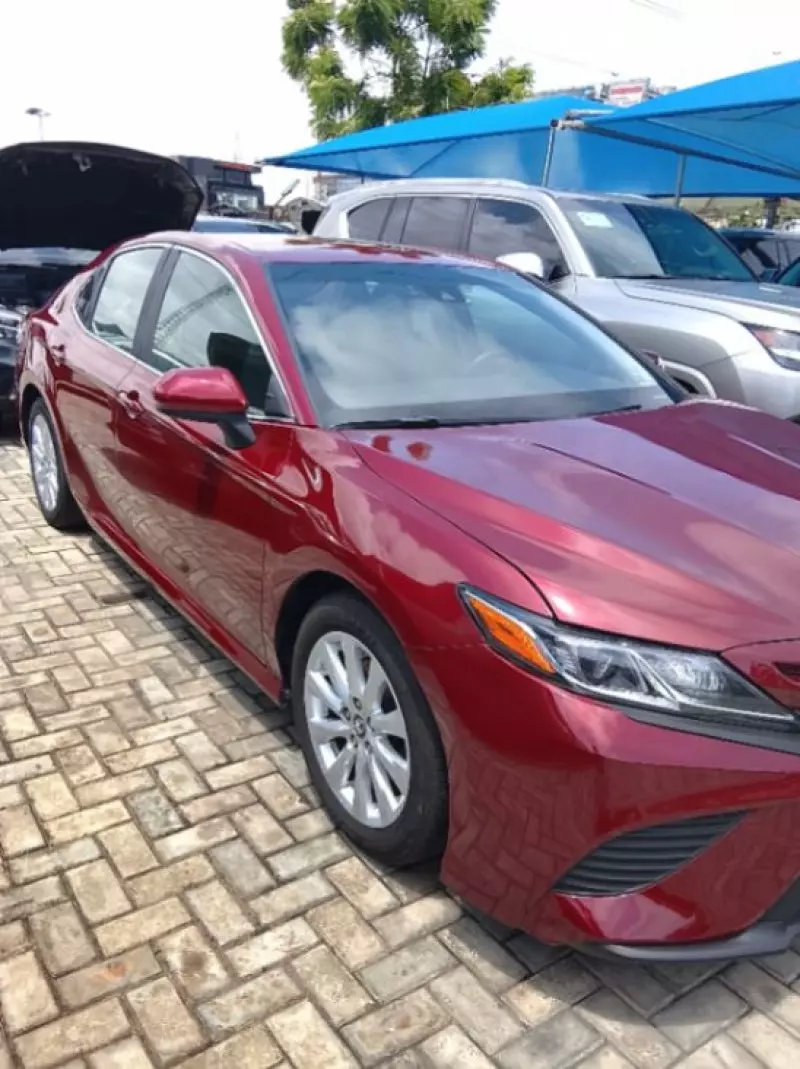 TOYOTA Camry   - 2019