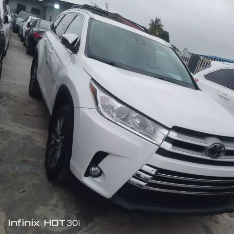 TOYOTA Highlander - 2019