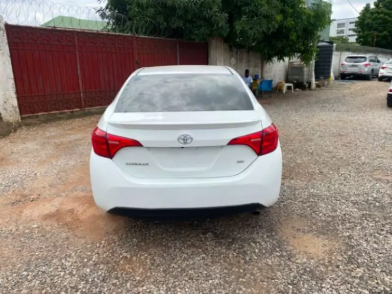 TOYOTA Corolla   - 2019