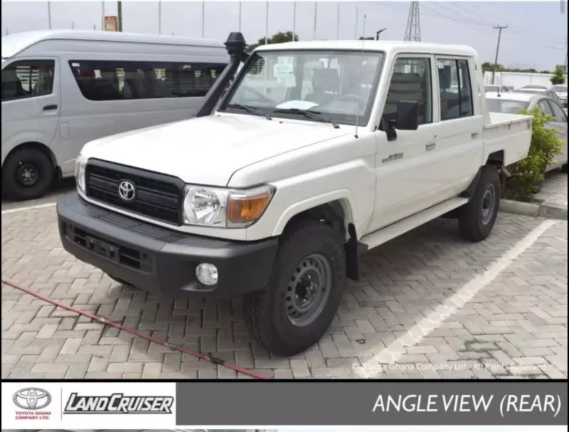 Toyota Land Cruiser Pick Up   - 2025