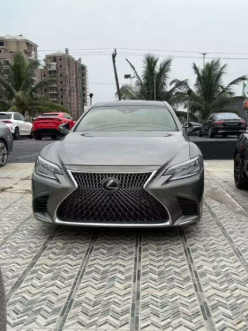 Lexus LS 500 - 2018