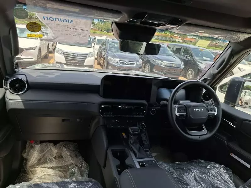 Toyota Landcruiser Prado   - 2024