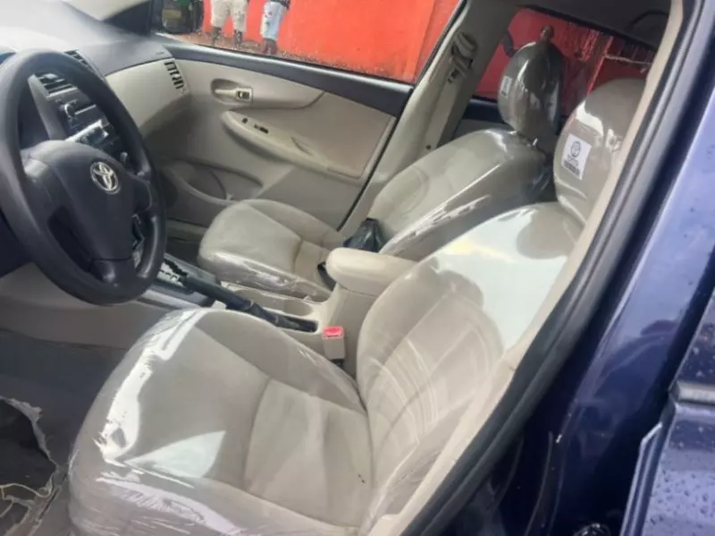 Toyota Corolla   - 2013