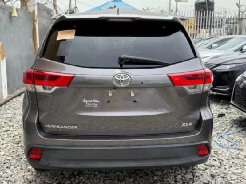 Toyota Highlander - 2019