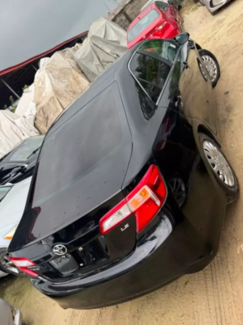 TOYOTA Camry   - 2012