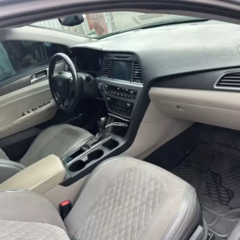 Hyundai Sonata - 2015