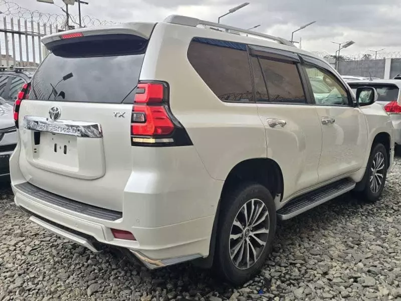Toyota Landcruiser Prado - 2021