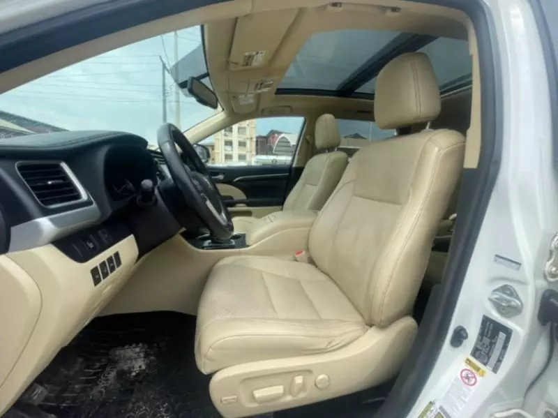 TOYOTA Highlander   - 2015