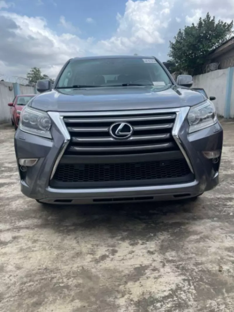 Lexus GX 460   - 2019