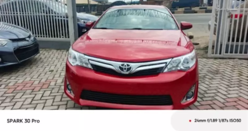 Toyota Camry   - 2014