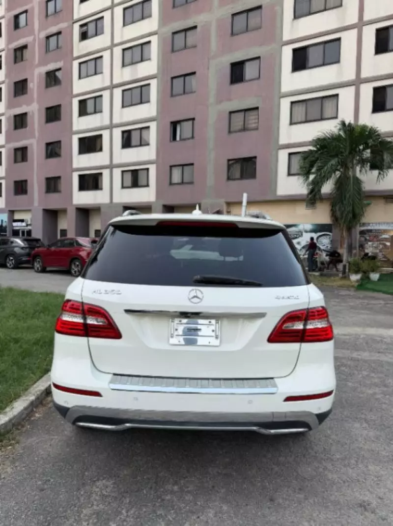 Mercedes-Benz ML 350   - 2012
