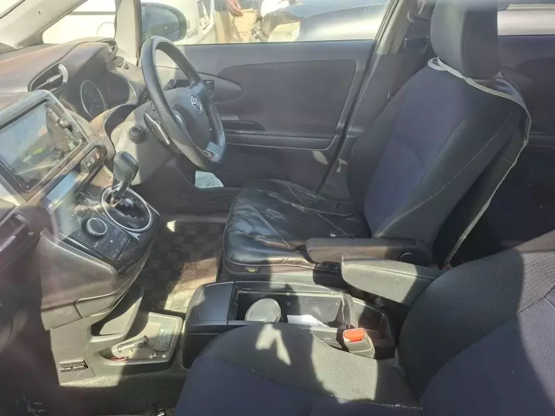 Toyota Wish   - 2012