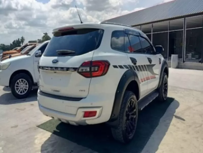 Ford Everest   - 2016