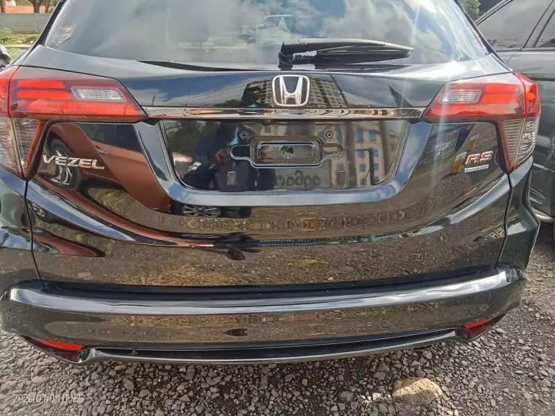 Honda Vezel Hybrid   - 2019