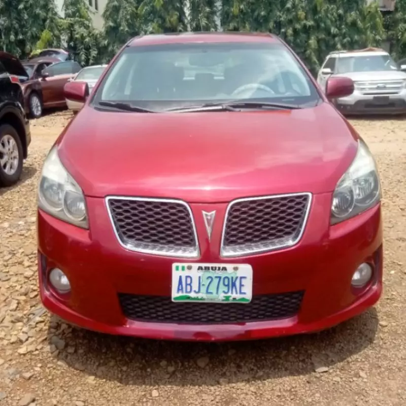 Pontiac Vibe   - 2009