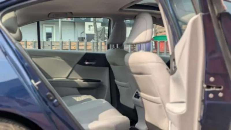 Honda Accord   - 2017