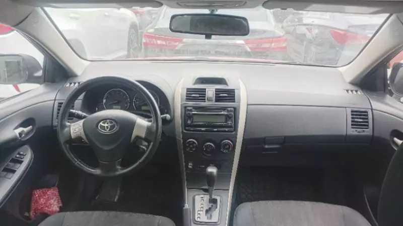 TOYOTA Corolla   - 2012