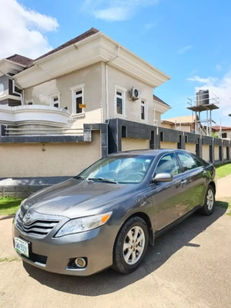 Toyota Camry - 2007